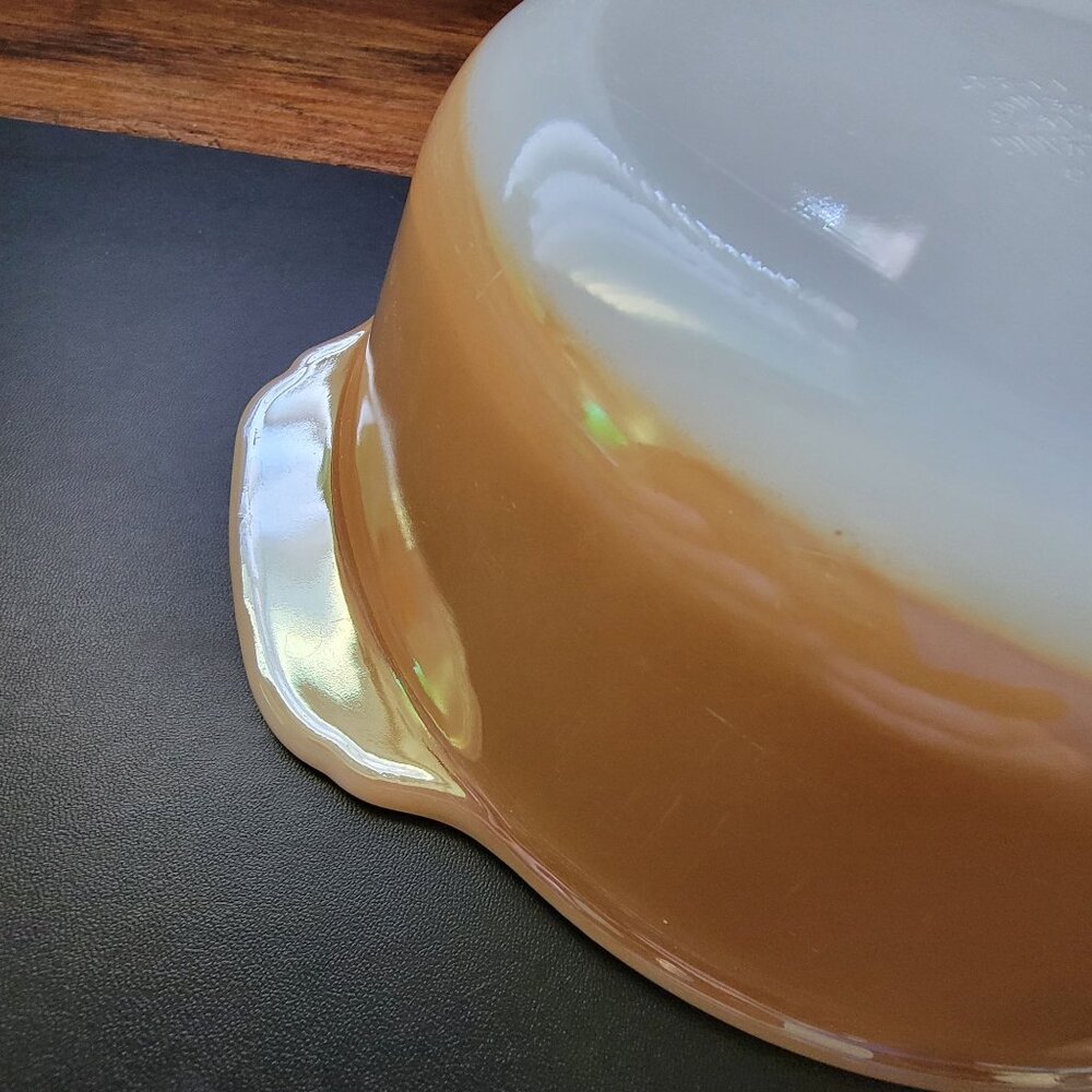 Fire King Milk Glass Peach Luster Pearlescent 1.5 QT Round Casserole Dish - Picture 3 of 8